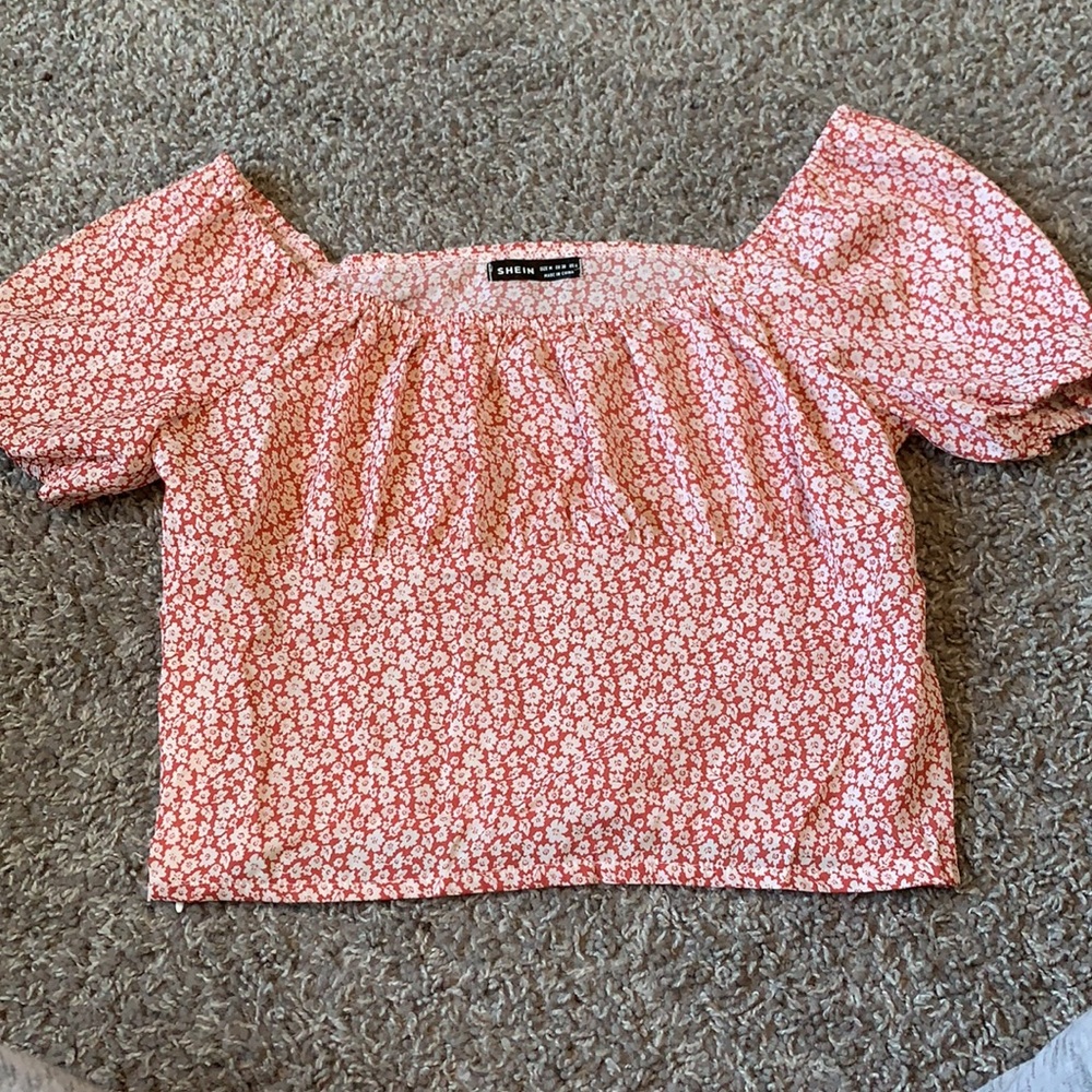 Floral print square neck blouse, long crop with zipper on the side